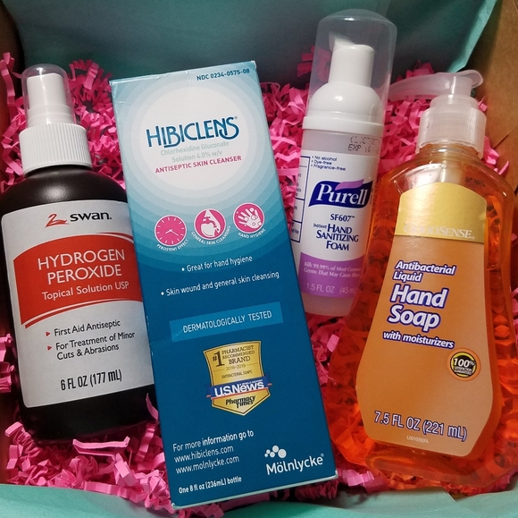 Cleanser Bundle + samples - Picture 2 of 10